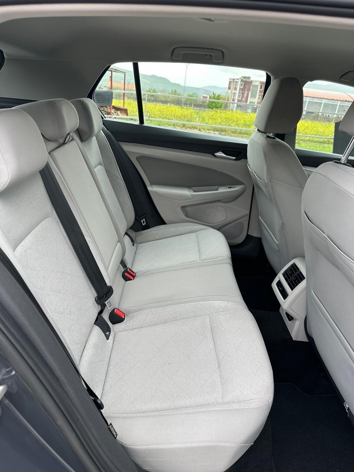 Volkswagen Golf 2.0 TDI DSG SCR Style