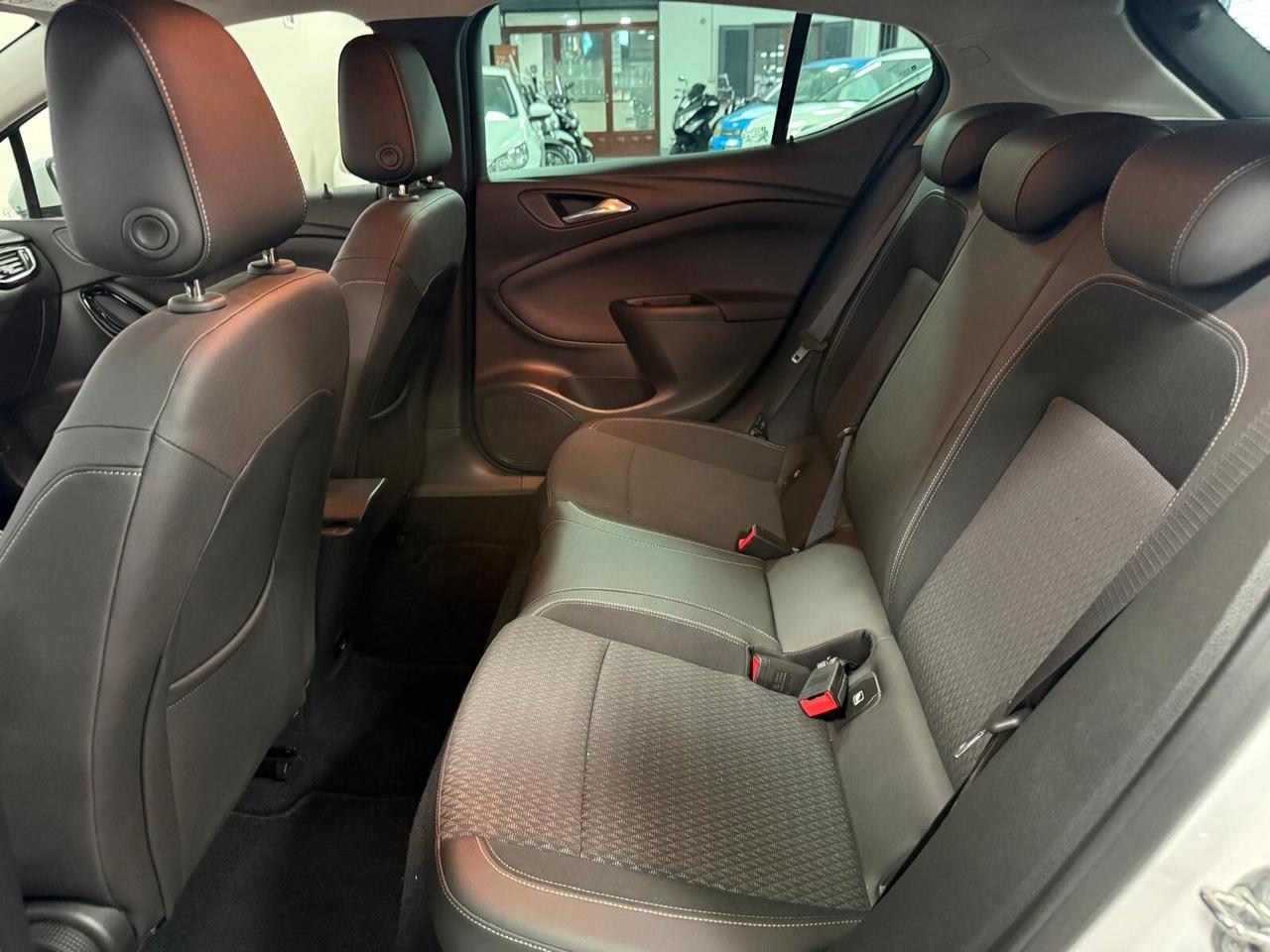 Opel Astra 1.6 Cdti 110cv 5 porte Dynamic