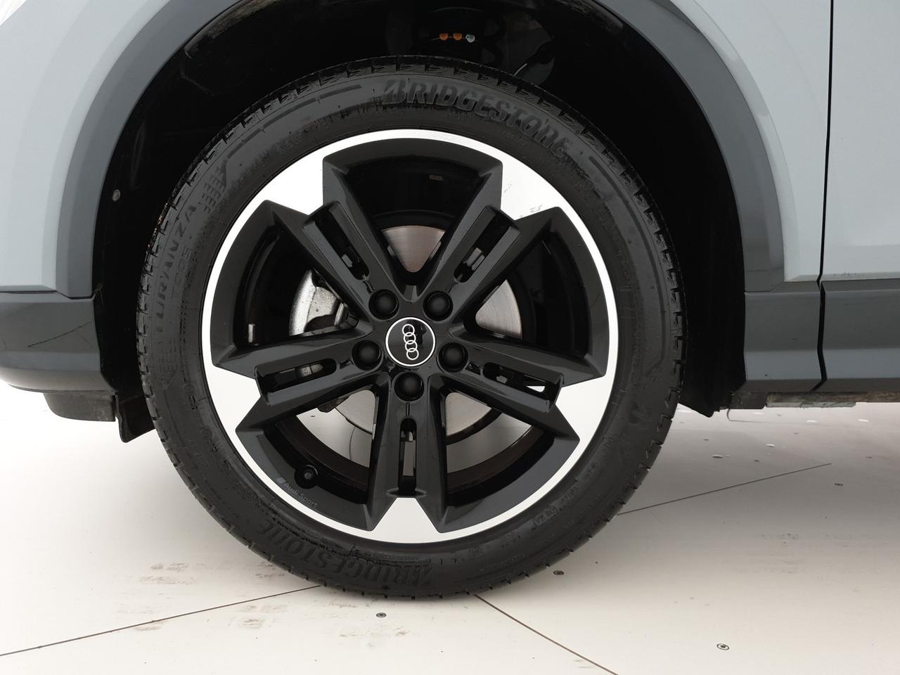 30TDI 116CV Business Advanced