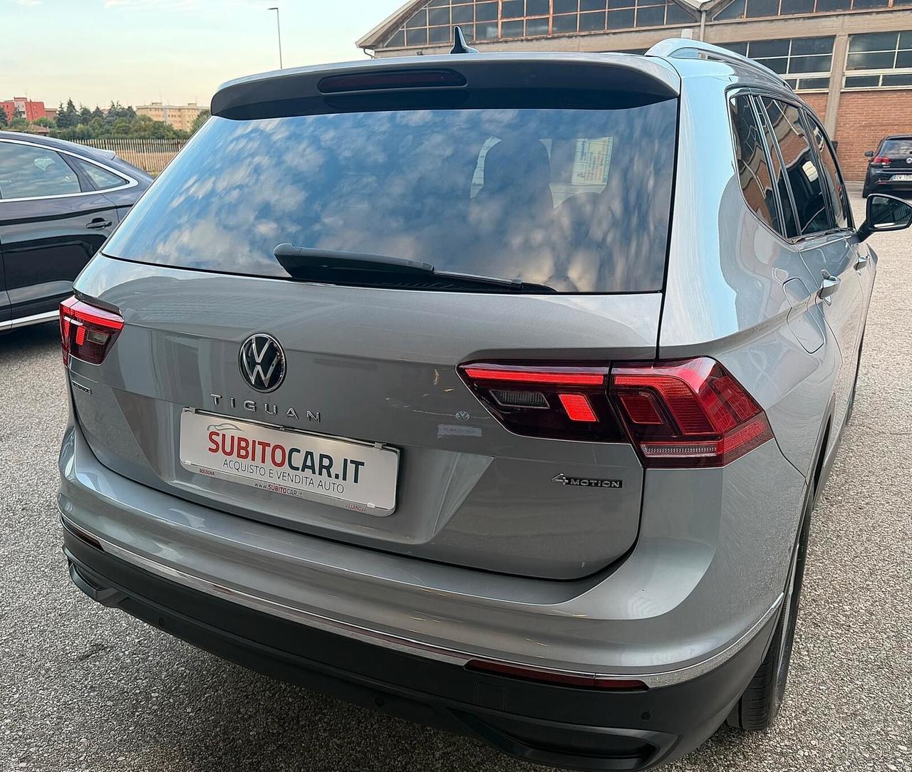 Volkswagen Tiguan Allspace 2.0 TDI SCR DSG 4MOTION Life 7 posti