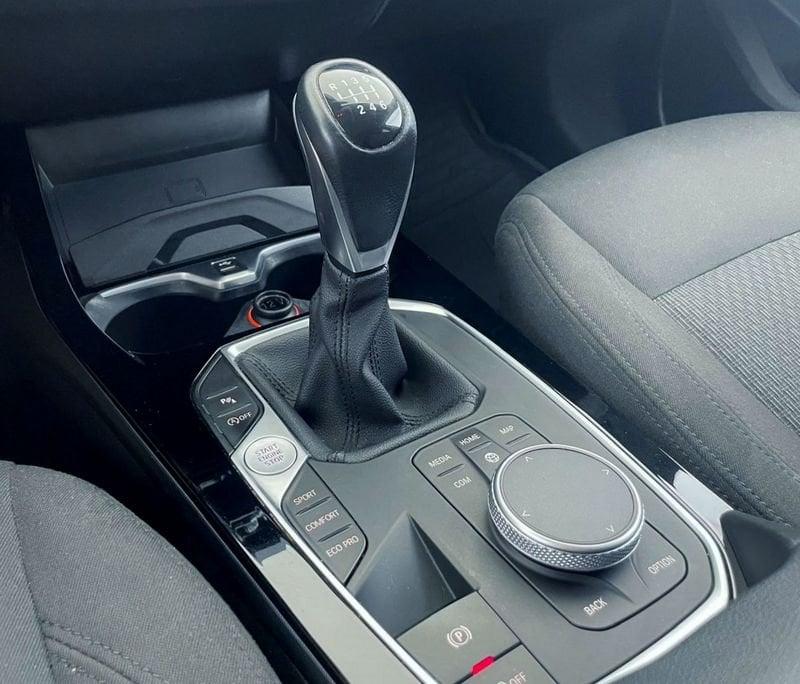 BMW Serie 1 118d 5p. Business Advantage
