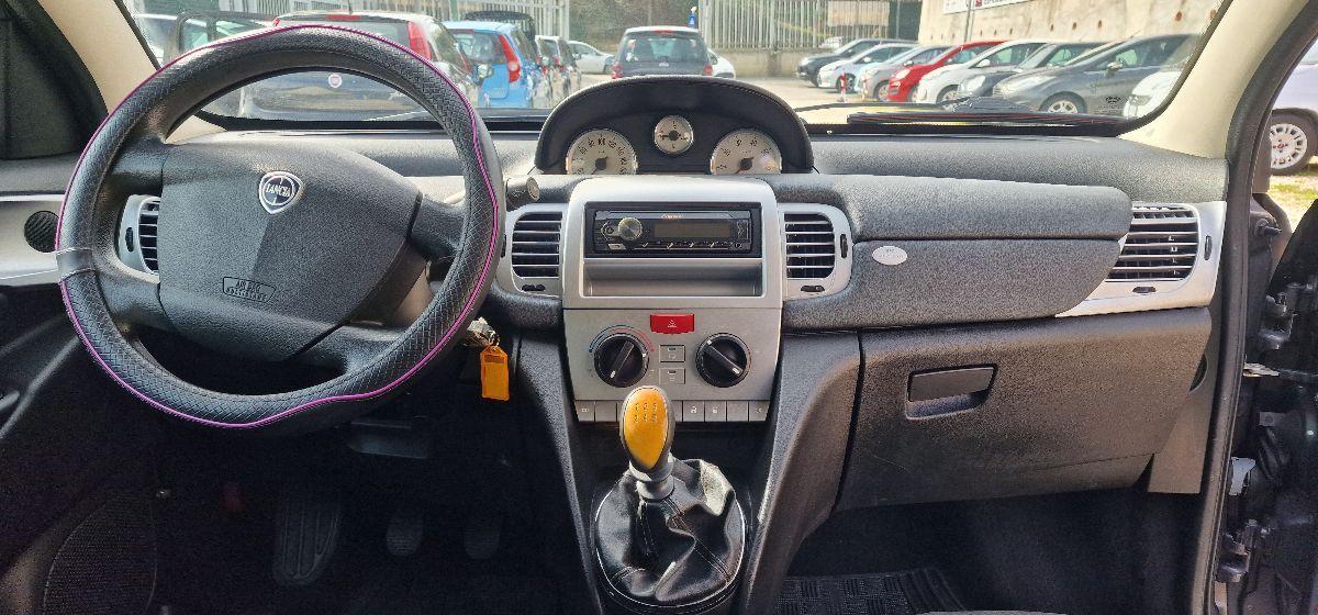 LANCIA Ypsilon 1.2 Diva