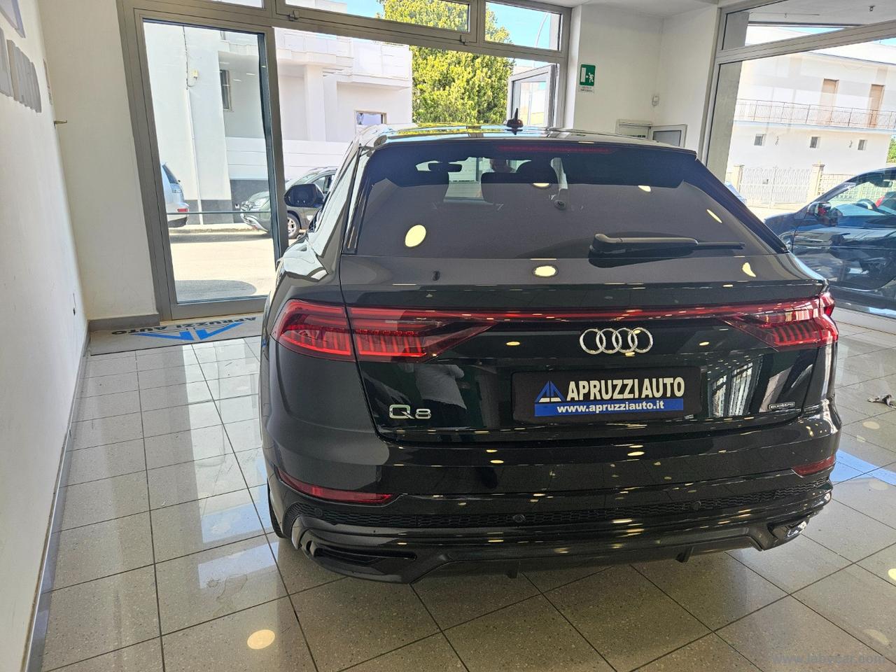 AUDI Q8 50 TDI 286 CV quattro tiptronic S-LINE