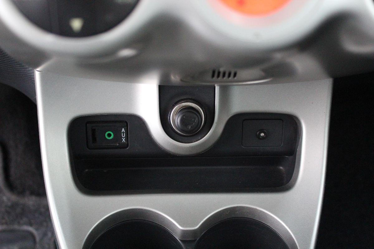 TOYOTA - Urban Cruiser - Cruiser 1.4 D-4D AWD Sol