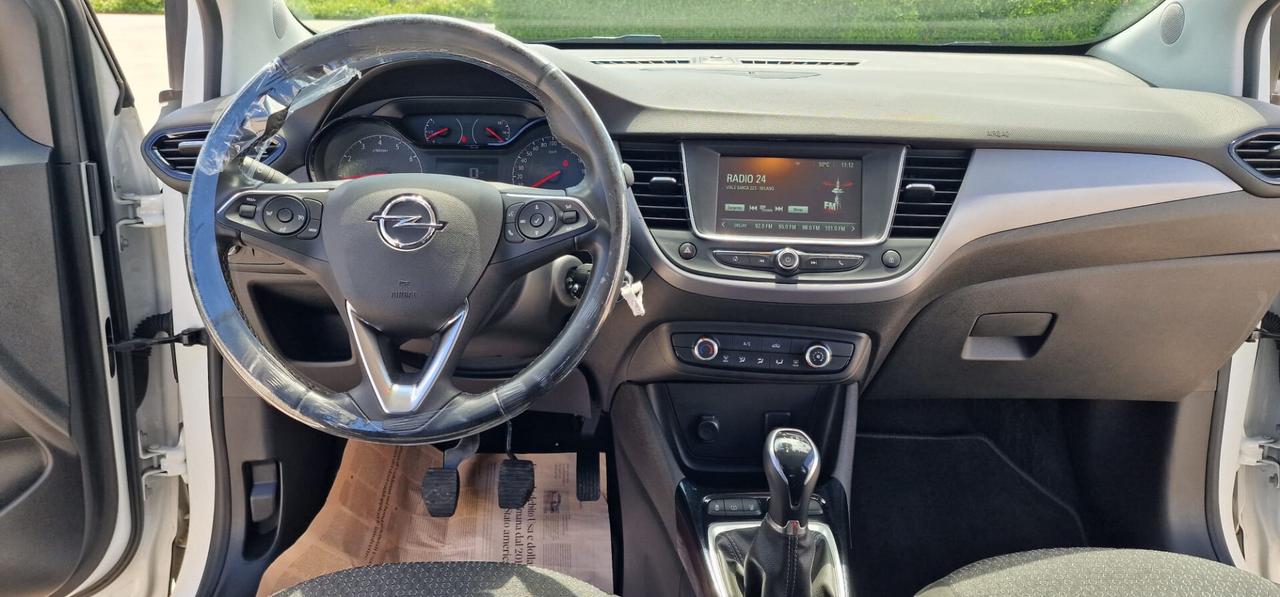 Opel Crossland 1.2 Start&Stop Design & Tech 2022