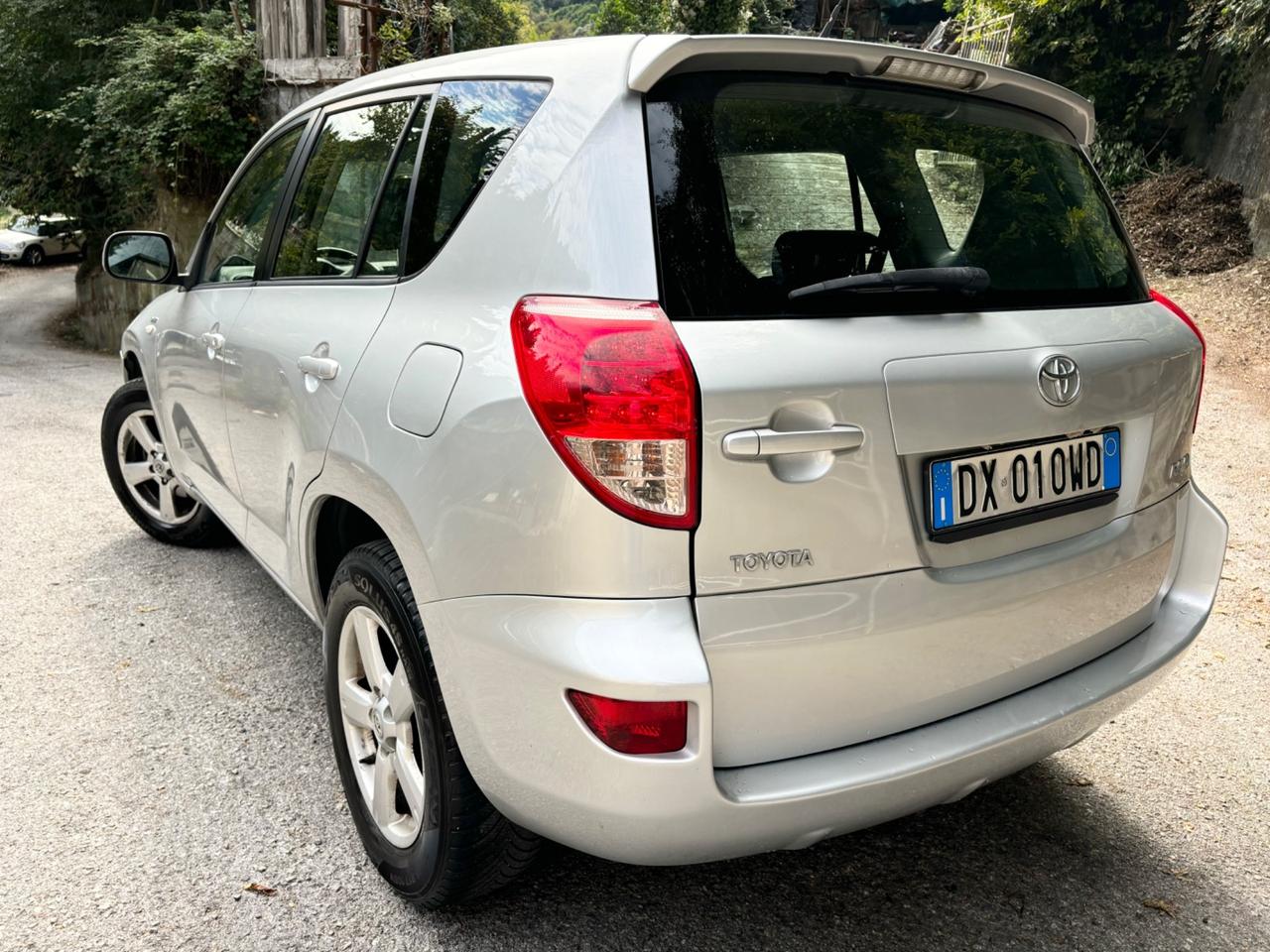 Toyota RAV 4 RAV4 2.2 D-4D 177 CV Sol Plus
