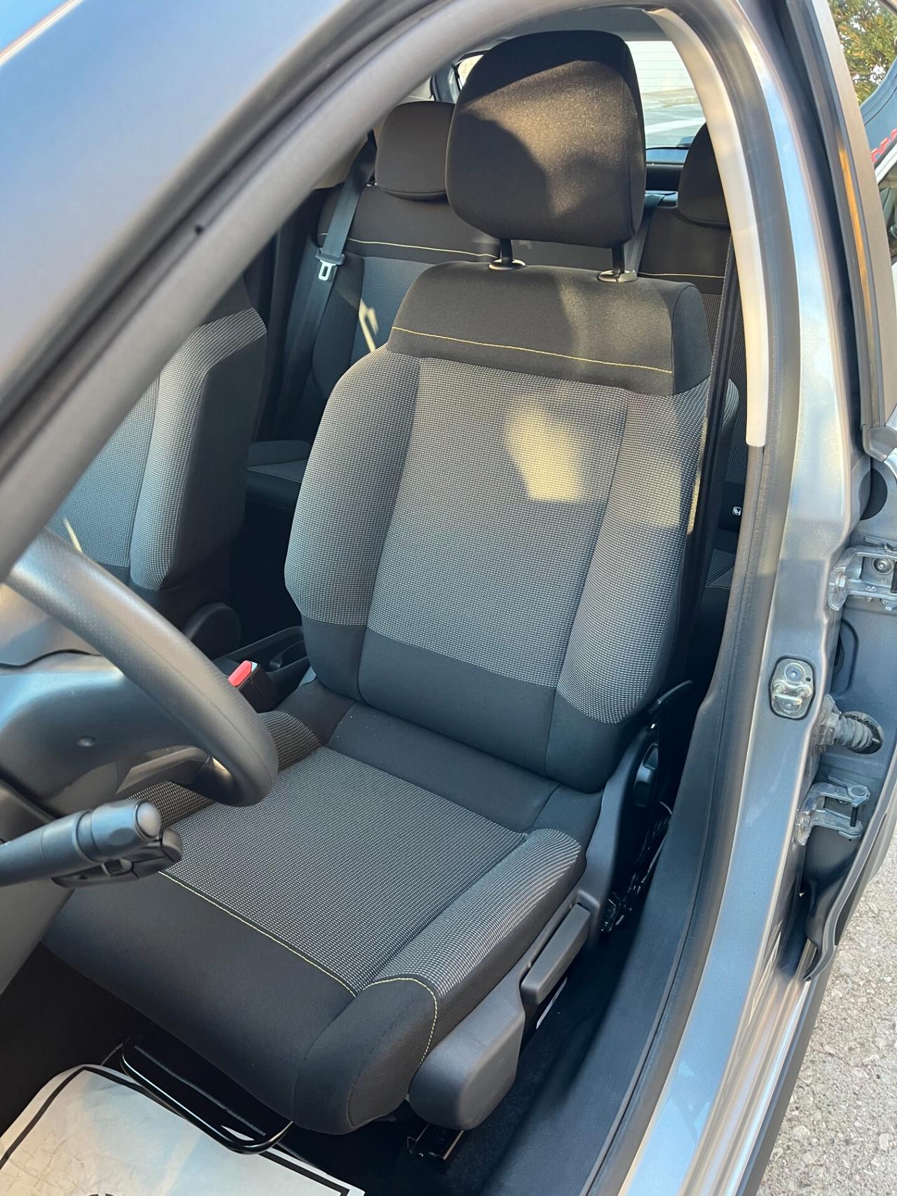 Citroen C3 PureTech 83 S&S Plus*Carplay+Navi
