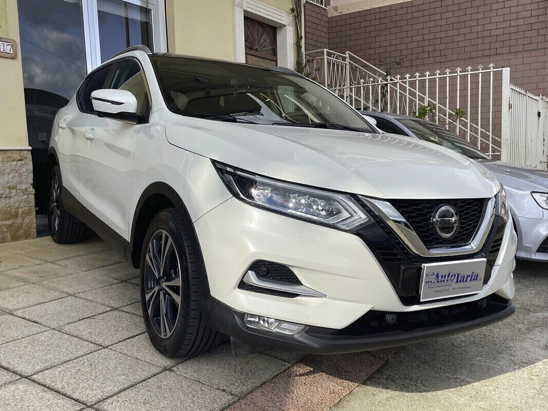 Nissan Qashqai 1.5 dCi 115cv N-Connecta Navi-Tetto Panoramic-Telecamere 360-Cerchi 18-Gancio traino