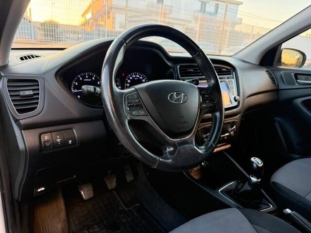 Hyundai i20 1.2 84 CV 5 porte Econext Comfort 2017