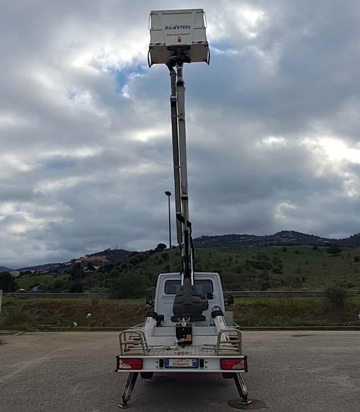 Mercedes Benz Seleziona F32/32 313 CDI TN PIATTAFORMA AEREA