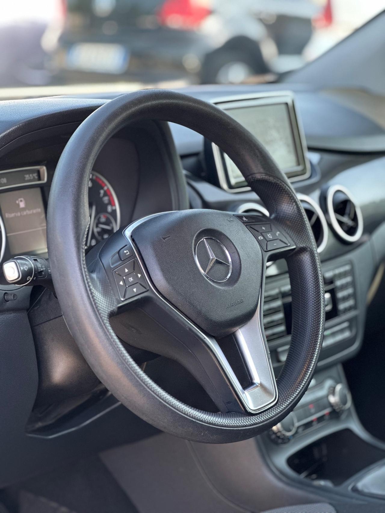 Mercedes-benz B 180 OK NEOPATENTATI