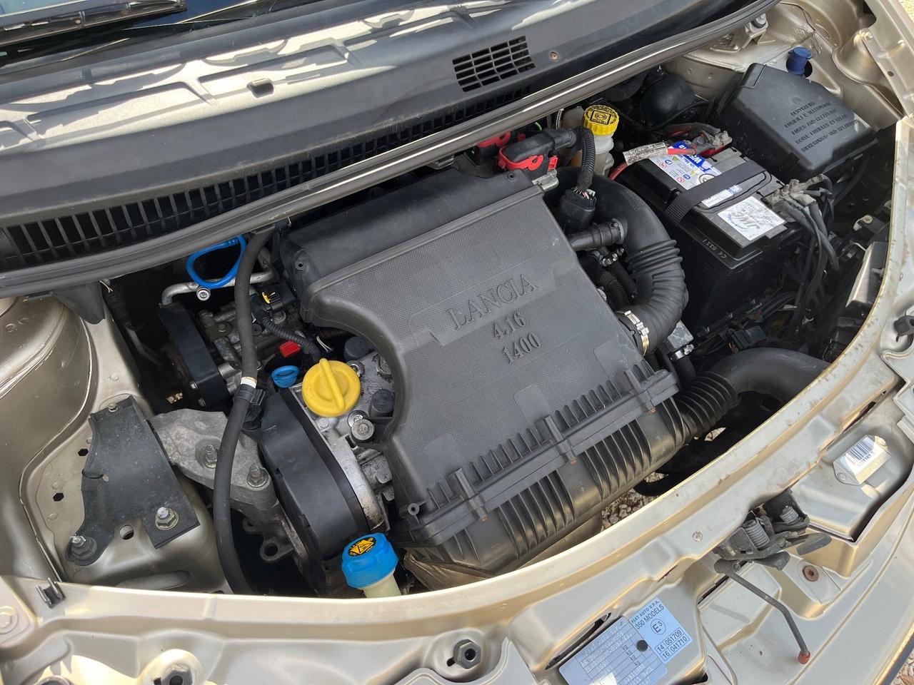 LANCIA MUSA 1.4 AUTOMATICA - METANO