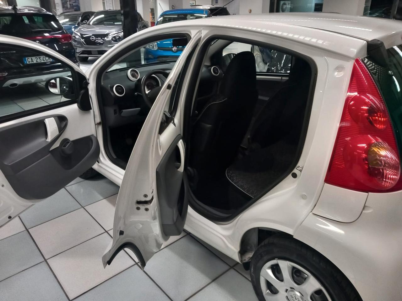Peugeot 107 1.0 68CV 5p. Access