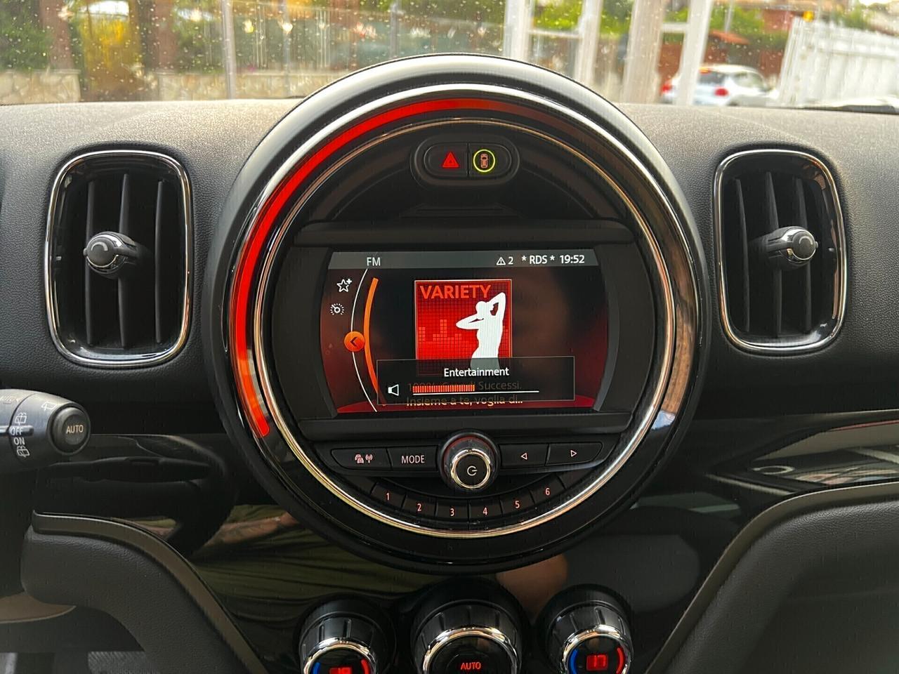 Mini Countryman D Automatica-2018-FULLED