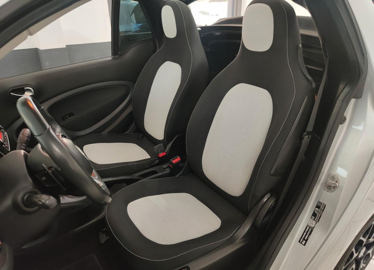 Smart ForTwo 70 1.0 twinamic cabrio Passion