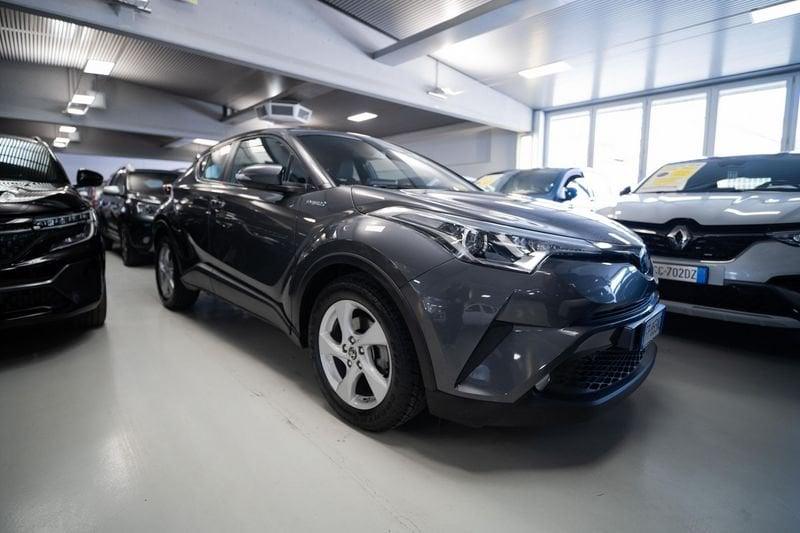 Toyota C-HR 1.8h Active 2wd e-cvt
