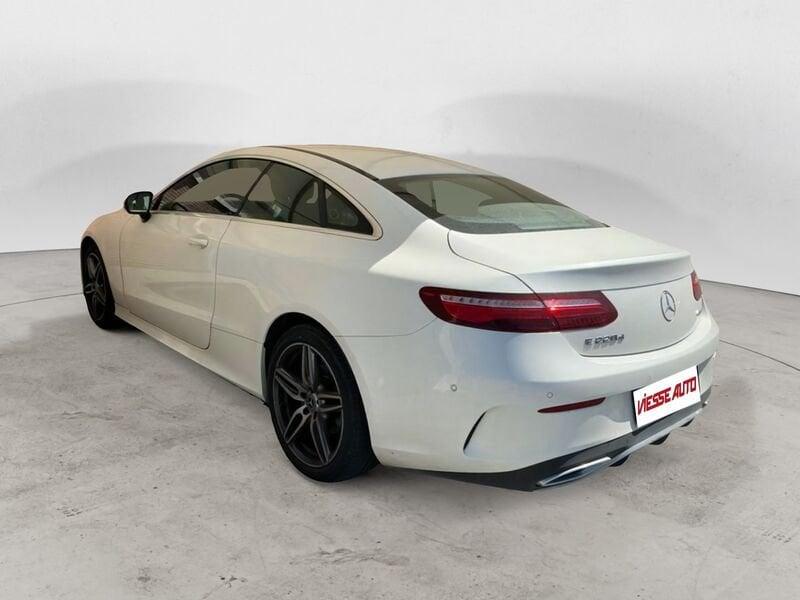 Mercedes-Benz Classe E Cpé E 220 d 4Matic Premium