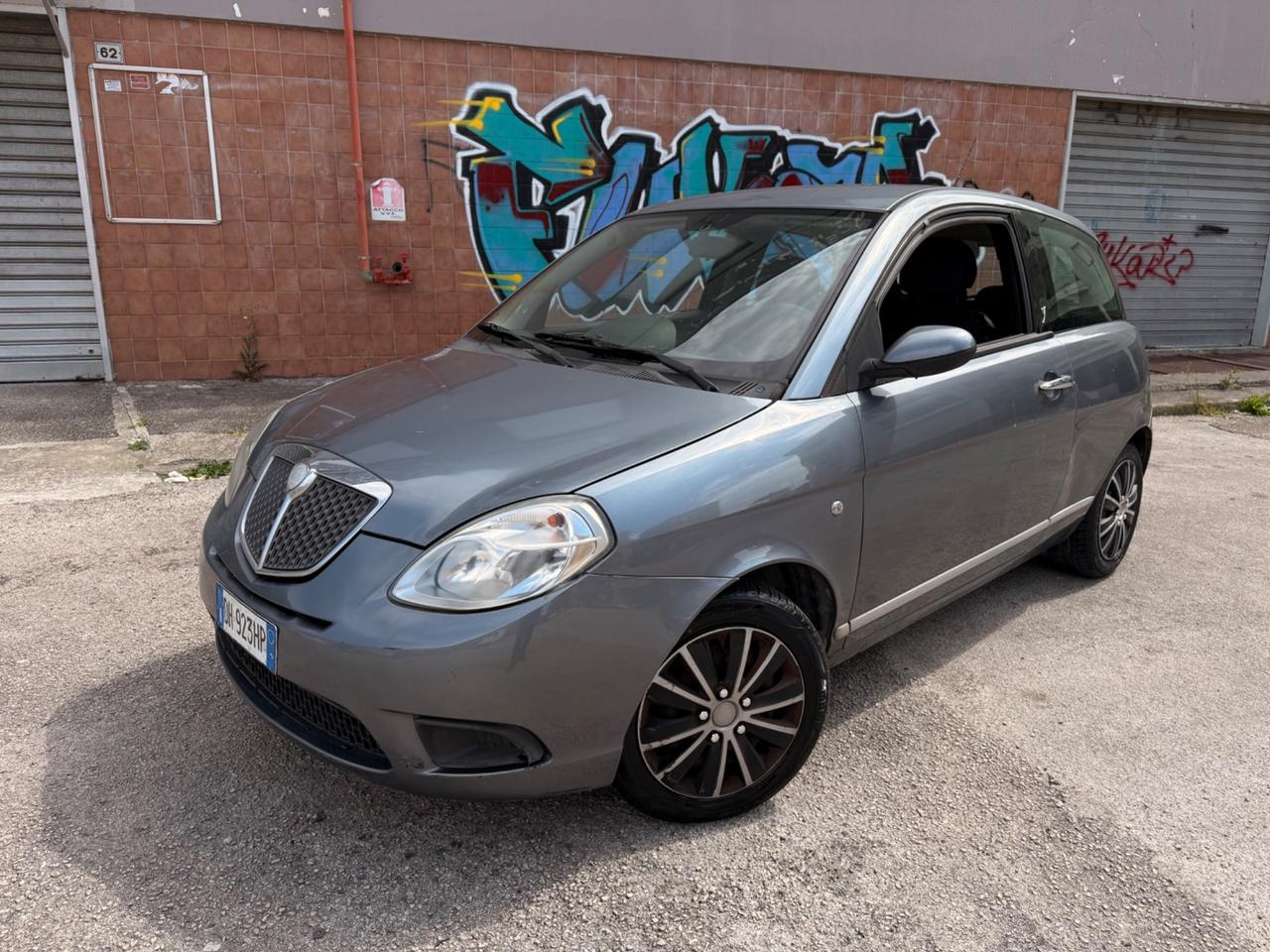 Lancia Ypsilon Restayling 1.2benz Full Perfett