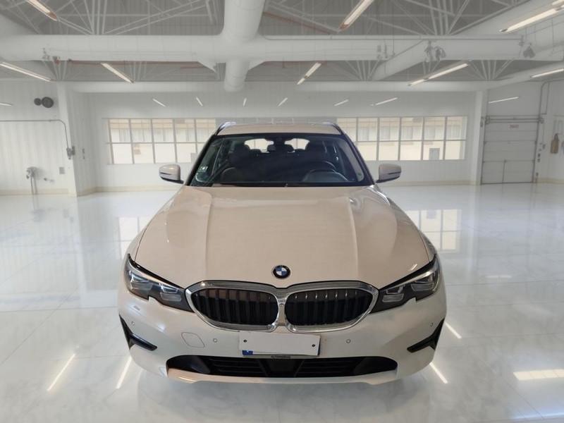 BMW 330 xDrive Business Advantage Touring auto