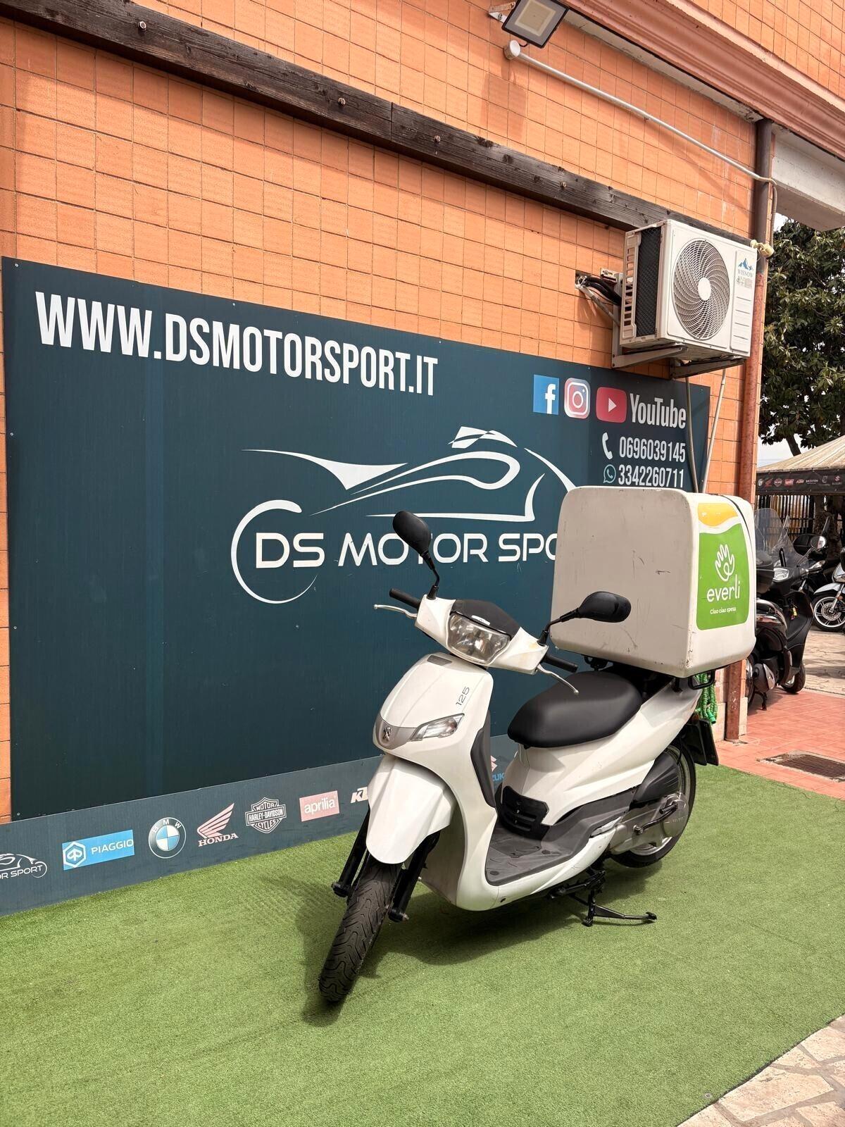 Peugeot Tweet 125 IDEALE PER LE CONSEGNE
