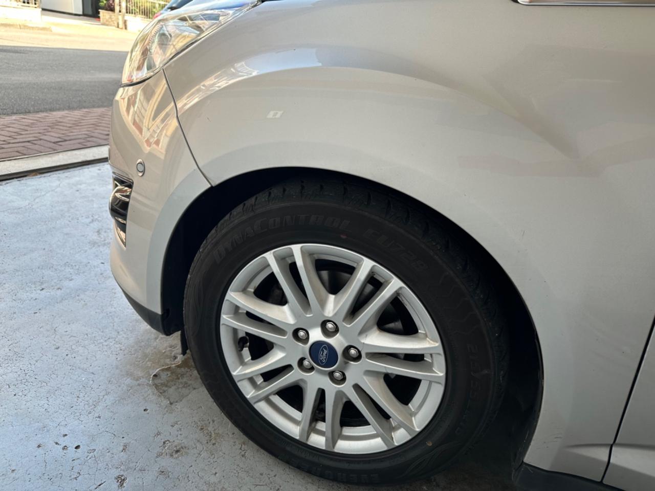 Ford C-Max 1.0 EcoBoost 125CV Titanium
