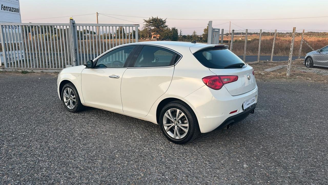 Alfa Romeo Giulietta 2.0 JTDm-2 140 CV Exclusive