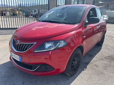 Lancia Ypsilon 1.0 FireFly 5 porte S&S Hybrid Ecochic Gold