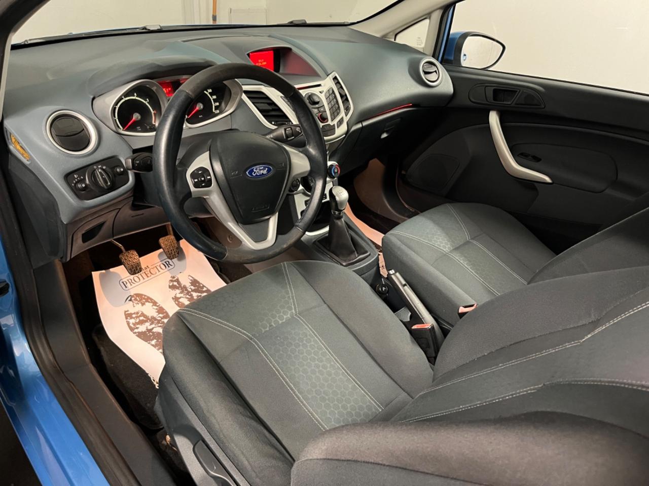 Ford Fiesta 1.2 82CV 3 porte Titanium*NEOPATENTATI*