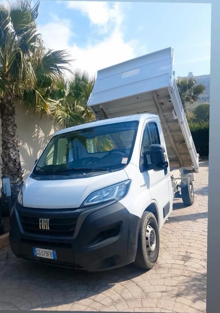 FIAT DUCATO MAXI RIBALTABILE TRILATERALE CON CASSONE RINFORZATO