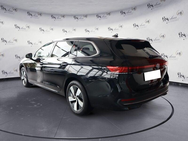 Volkswagen Passat 1.5 eTSI 150 CV ACT DSG Business Navi Camera 360° 17" Led Cockpit