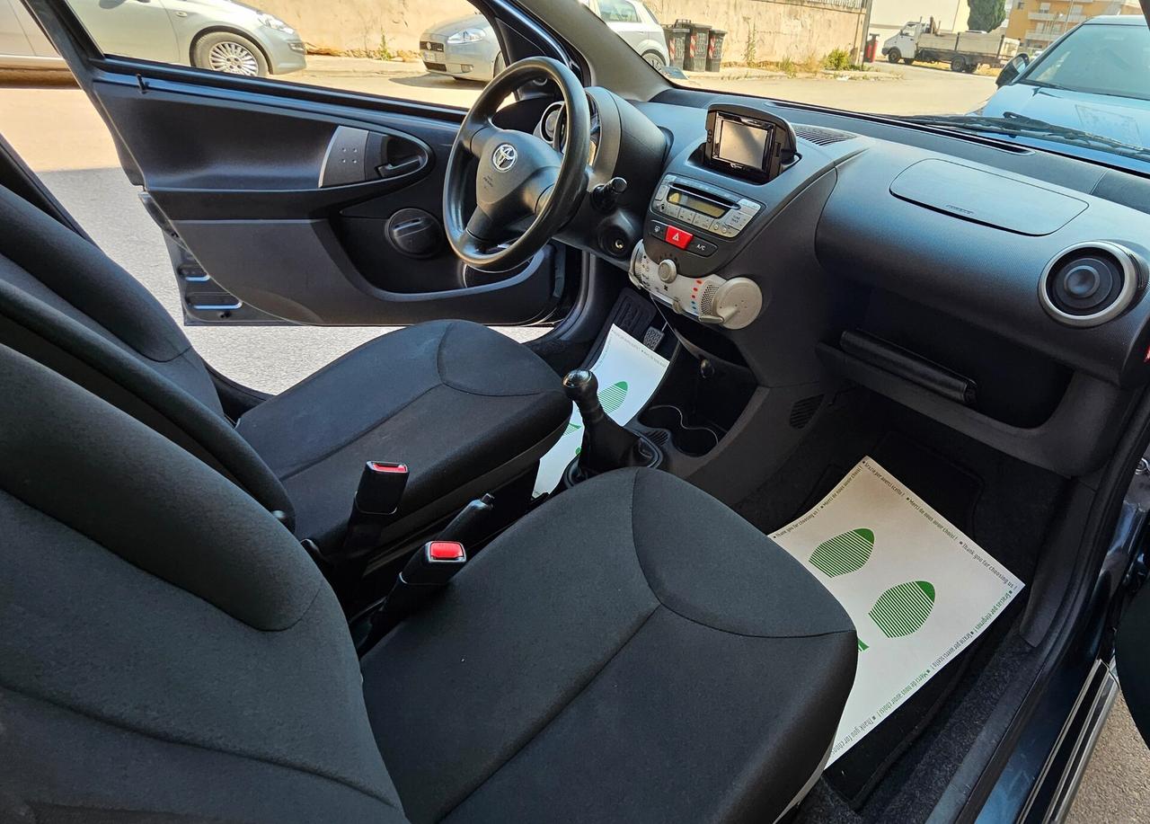 Toyota Aygo 1.0 12V VVT-i 5 porte Lounge Connect