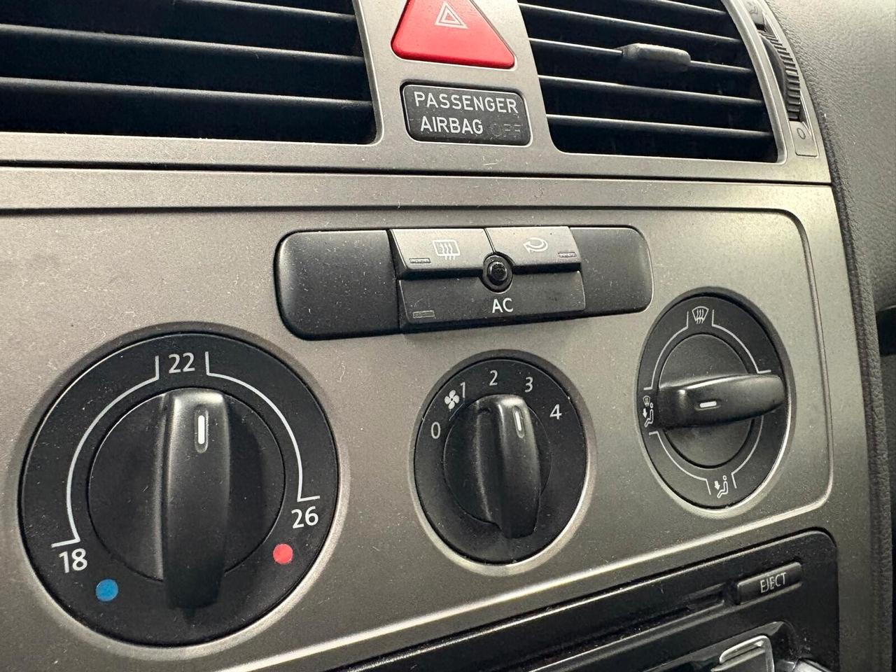 Volkswagen Touran CONCEPTLINE 1.6 102 CV 5mt