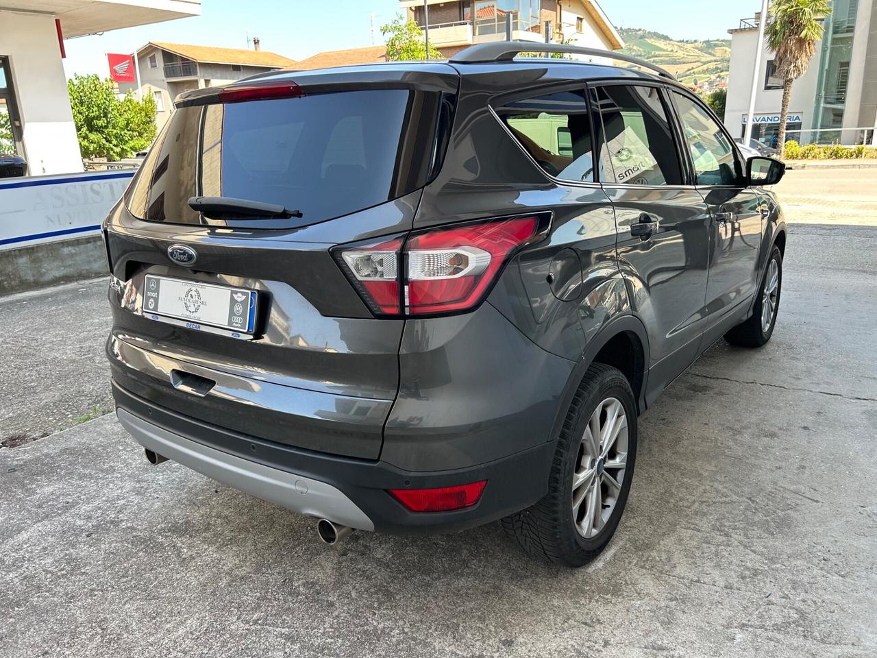 Ford Kuga 1.5 TDCI 120 CV Titanium