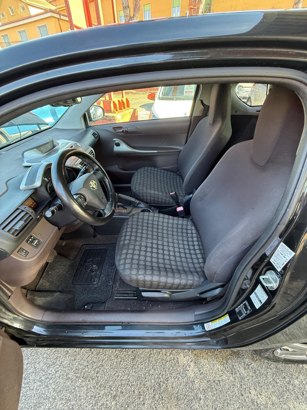 Toyota iQ 1.0/rate/permute/garanzia