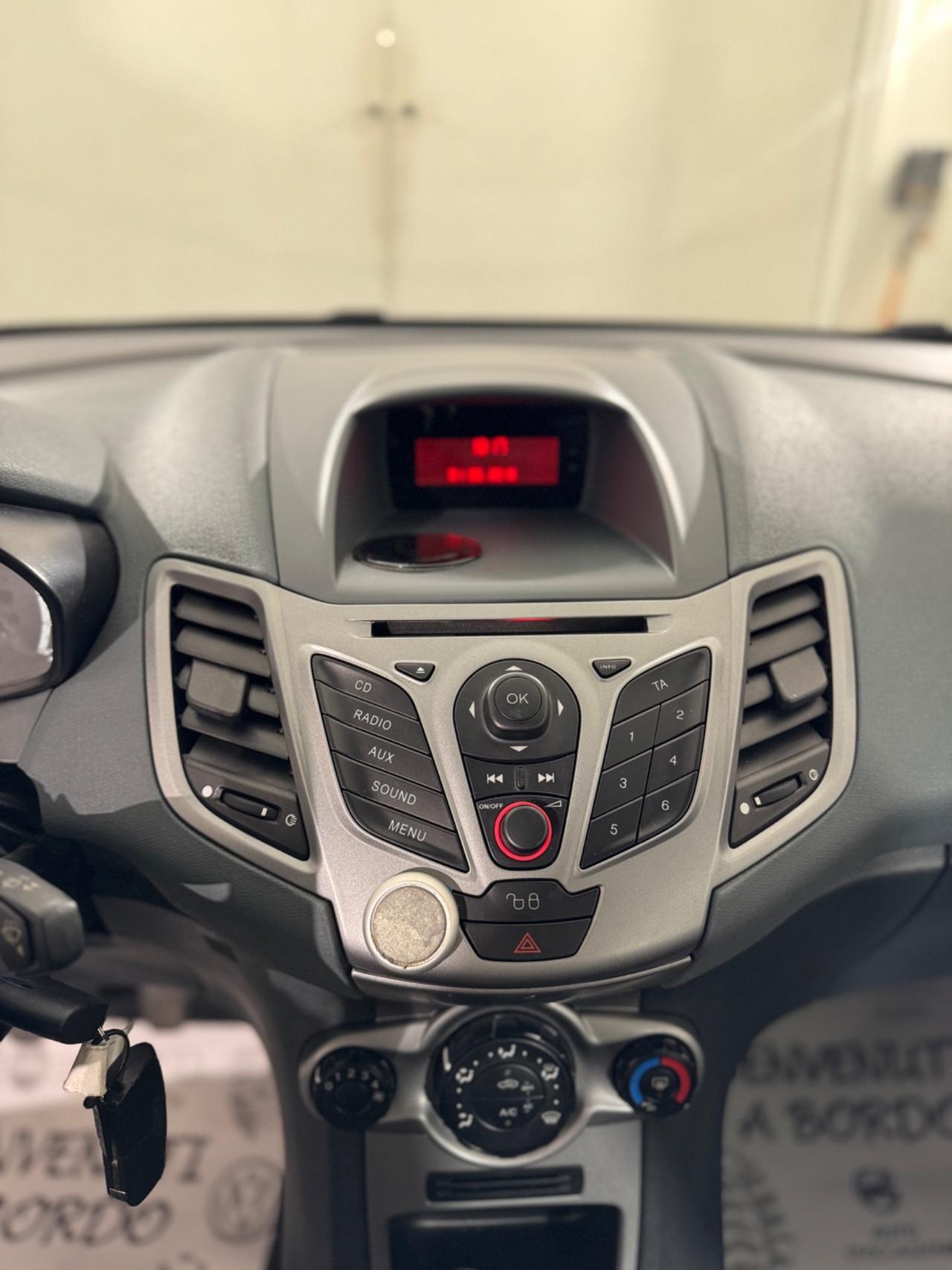 Ford Fiesta 1.2 82CV 3 porte Titanium