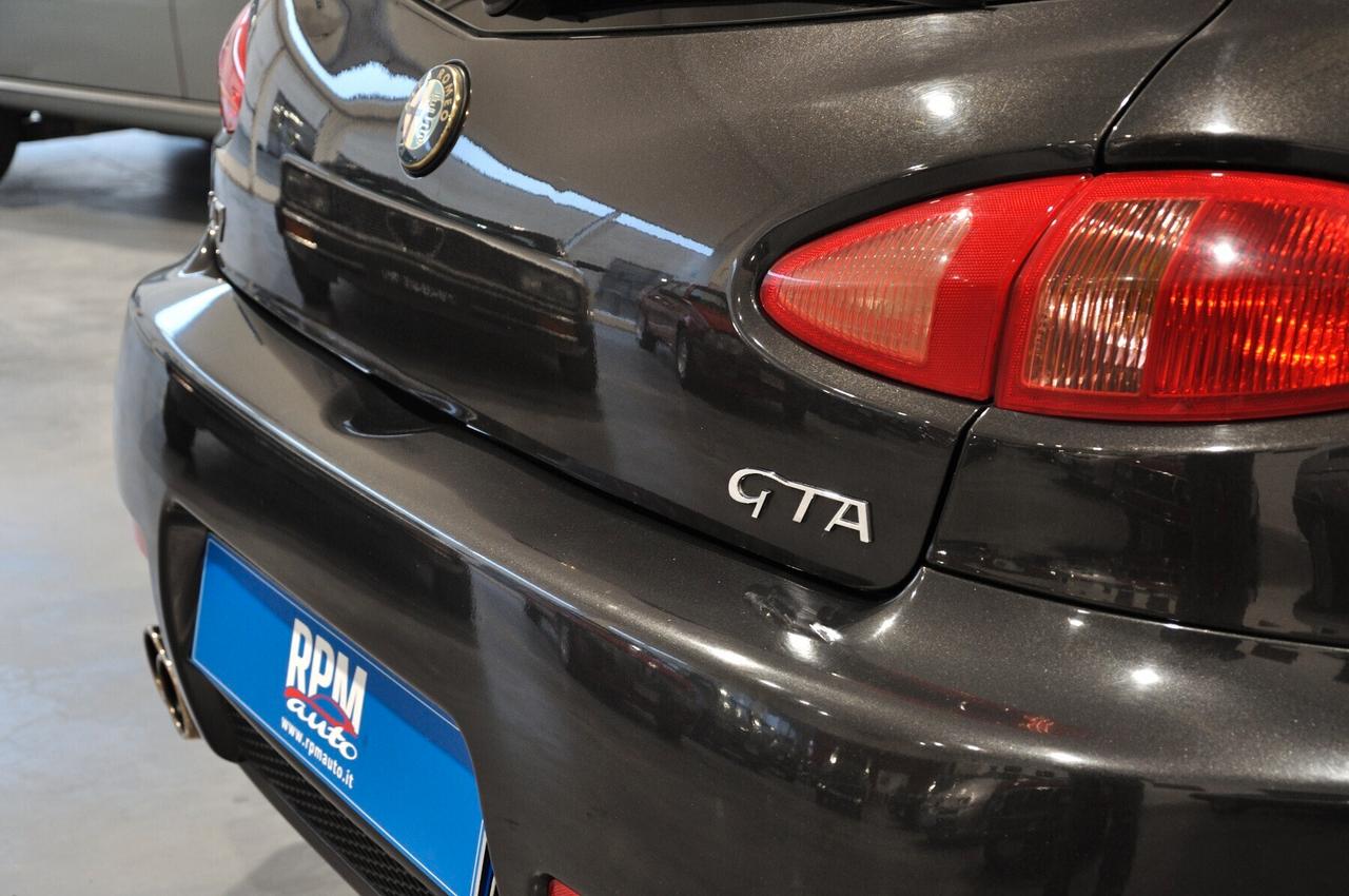 Alfa Romeo 147 3.2i V6 24V cat 3 porte GTA Manuale RIAR