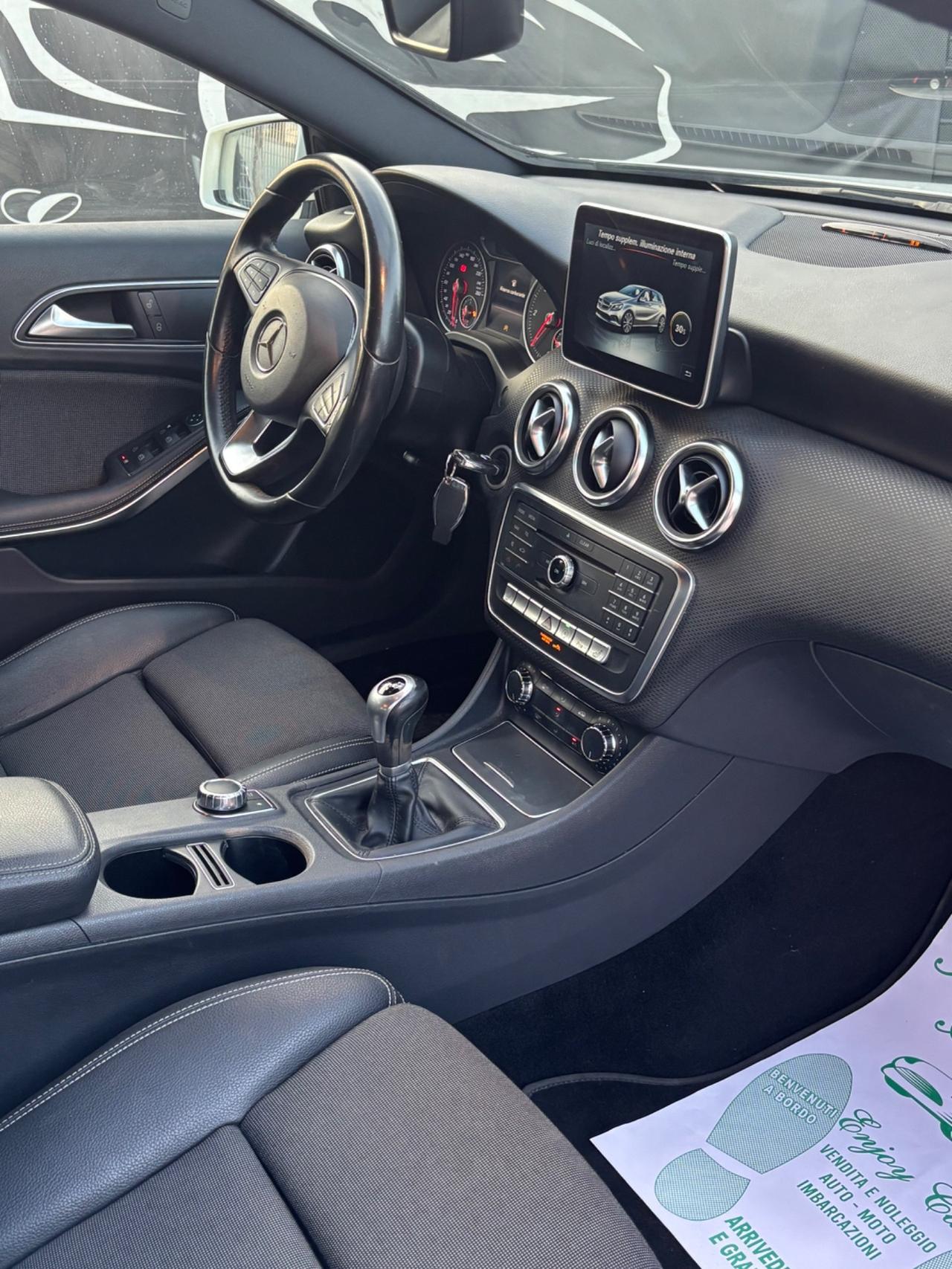 Mercedes-benz A 180 d Premium Restayling