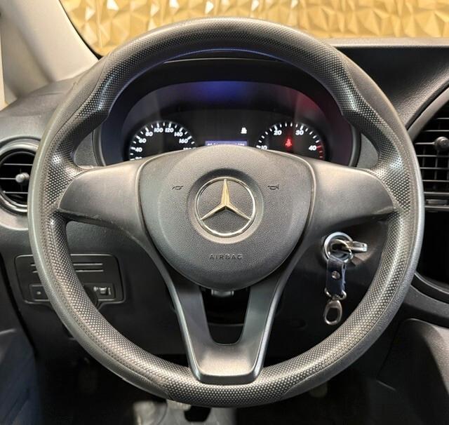 Mercedes-benz Vito 2.2 114 CDI PC Mixto Compact