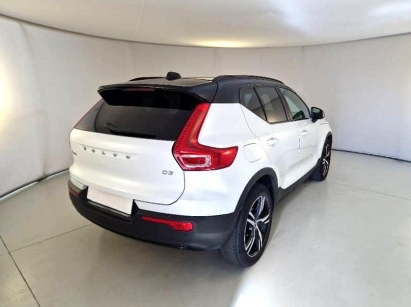 Volvo XC40 D3 150 CV Automatica NAVI LED R-design N1 Autocarro