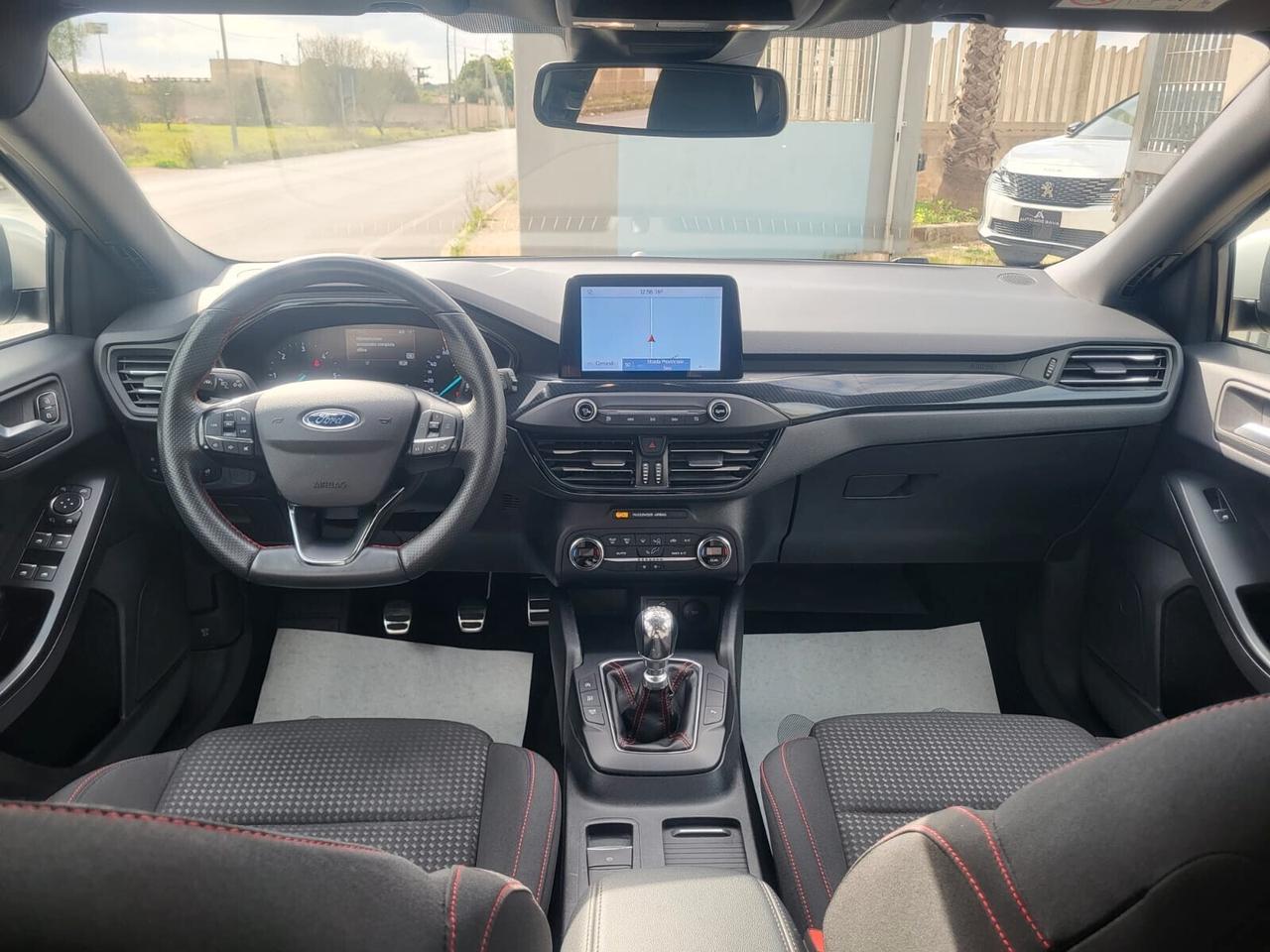 Ford Focus 1.5 Tdci 120 CV 5p. ST-Line+Fari Led+Cerchi 17...