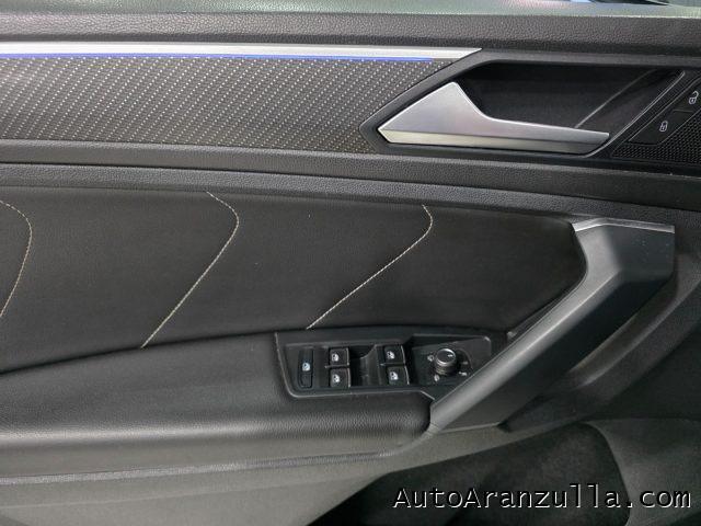 VOLKSWAGEN Tiguan 2.0 TDI 150 CV SCR DSG R-Line Pelle - Virtual Navi