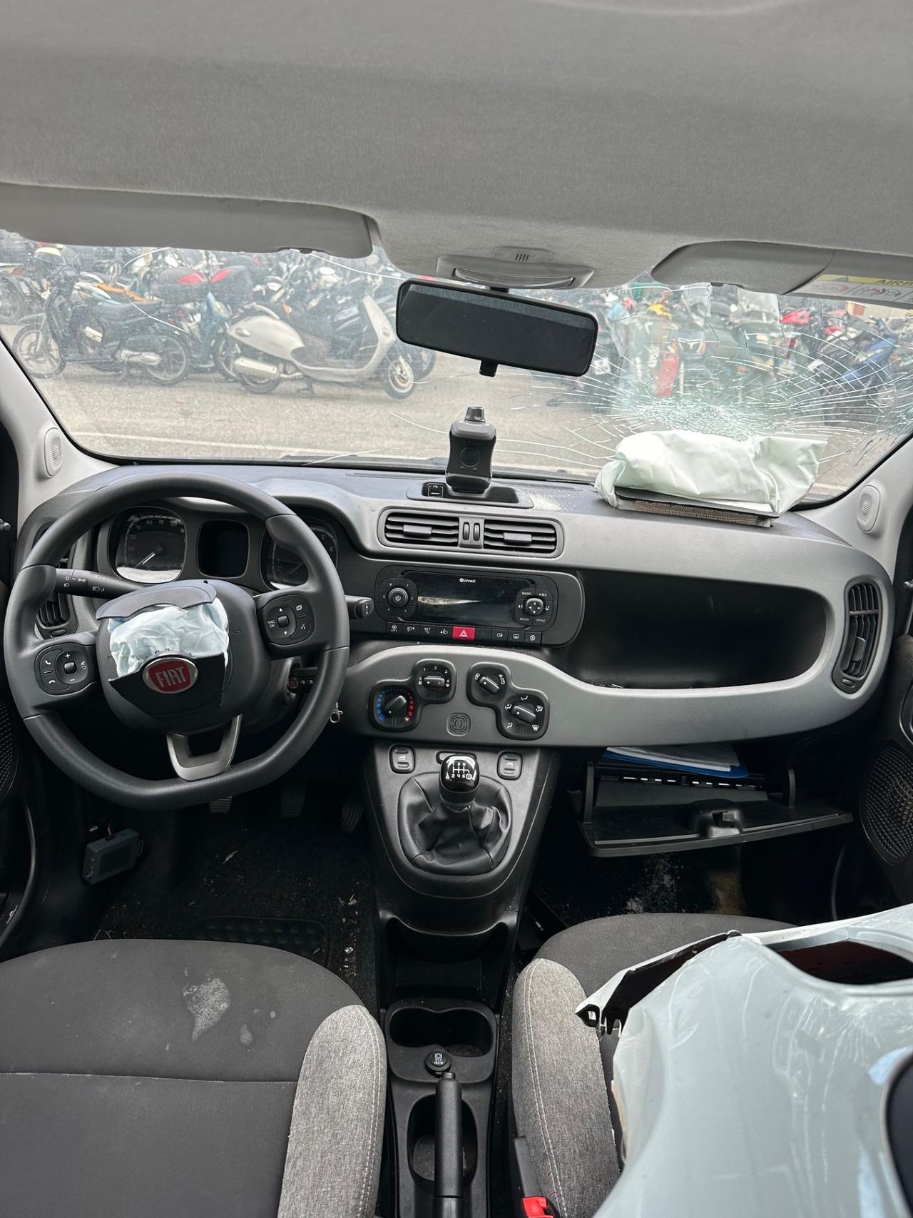 Fiat Panda 1.0 Hybrid City Life INCIDENTATA