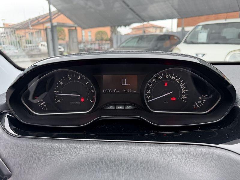 Peugeot 208 208 5p 1.2 puretech Allure 82cv DISTRIBUZIONE ESEGUITA NEL 2025