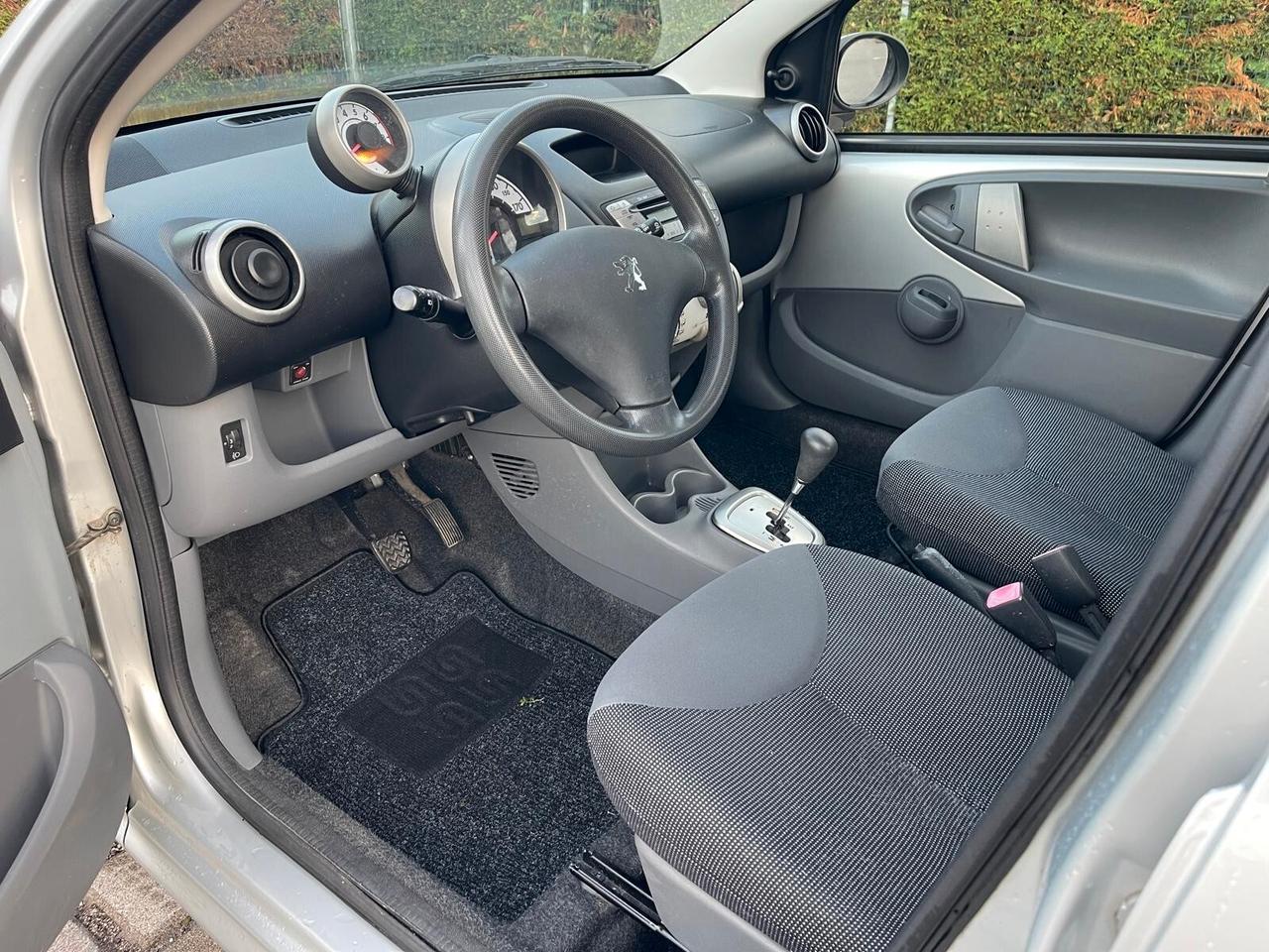Peugeot 107 5p 1.0 12v Sweet Years AUTOMATICA