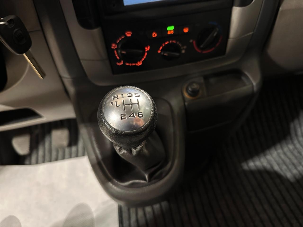 Fiat Scudo 1.6 MJT AUTOCARRO 5 posti - UNICOPROP.
