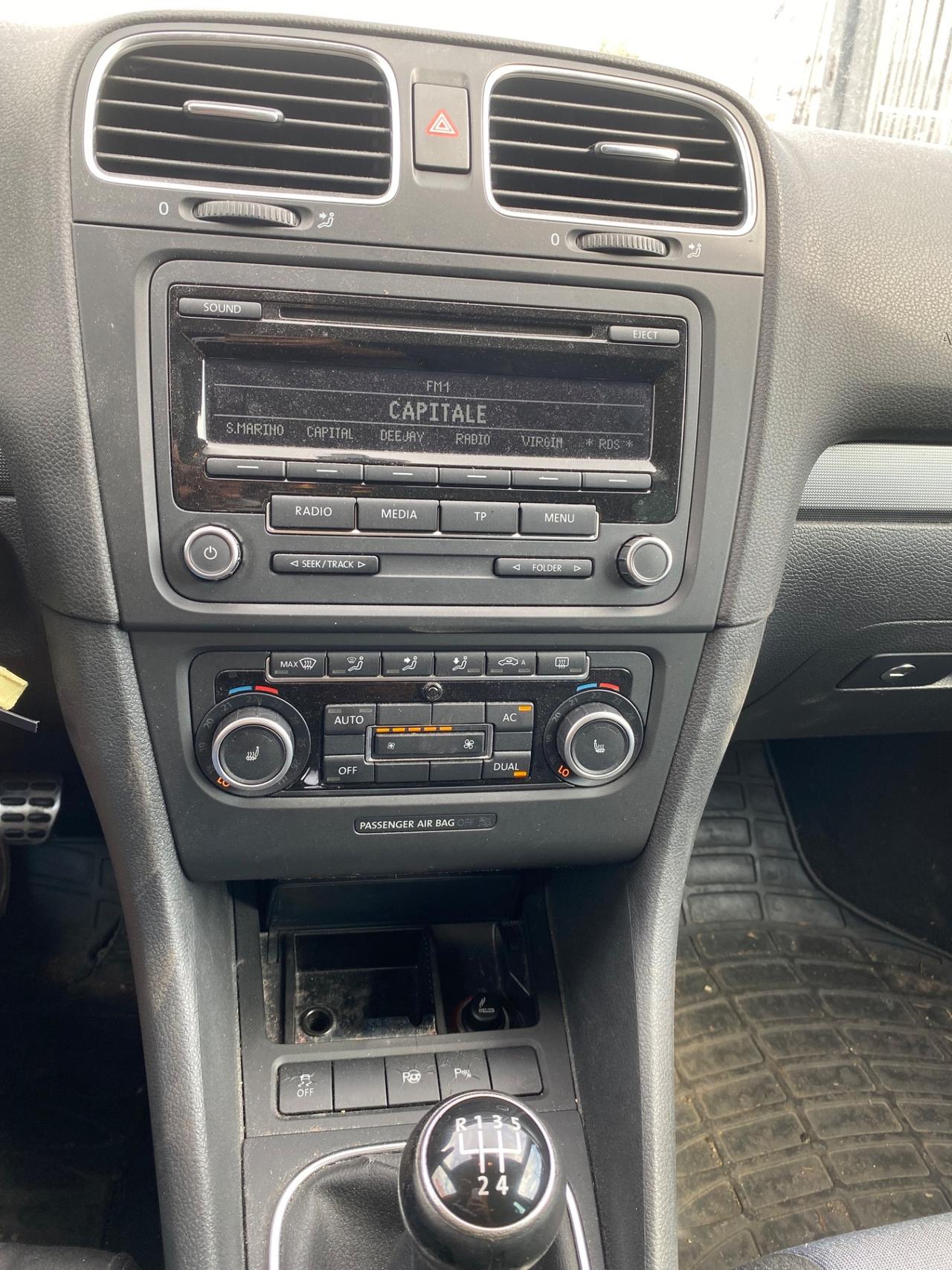 Volkswagen Golf 1.6 TDI DPF 5p. Style