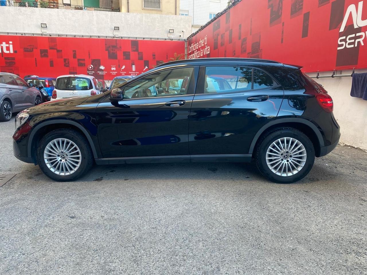 Mercedes-benz GLA 200 d Automatic Premium