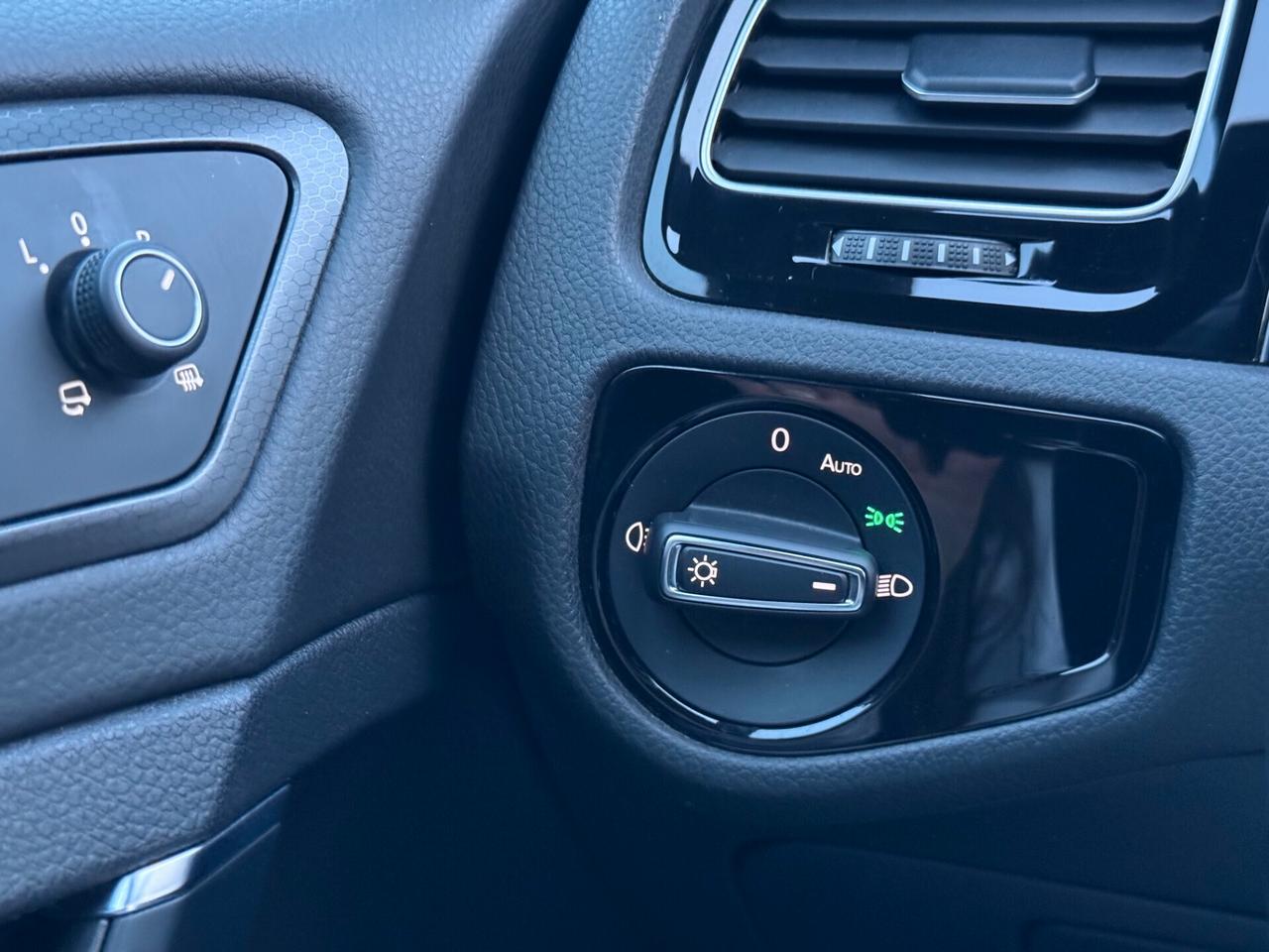 Volkswagen Golf GTI Performance 2.0 TSI DSG 5p. BlueMotion Technology FULL OPTIONAL