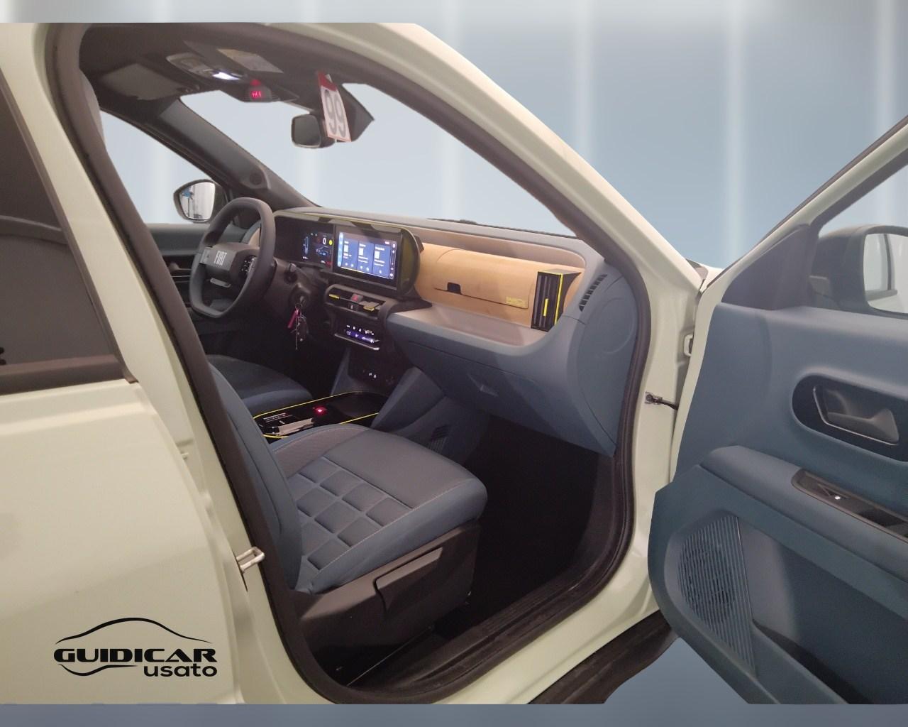 FIAT Grande Panda - Grande Panda 1.2 hybrid La Prima 110cv edct