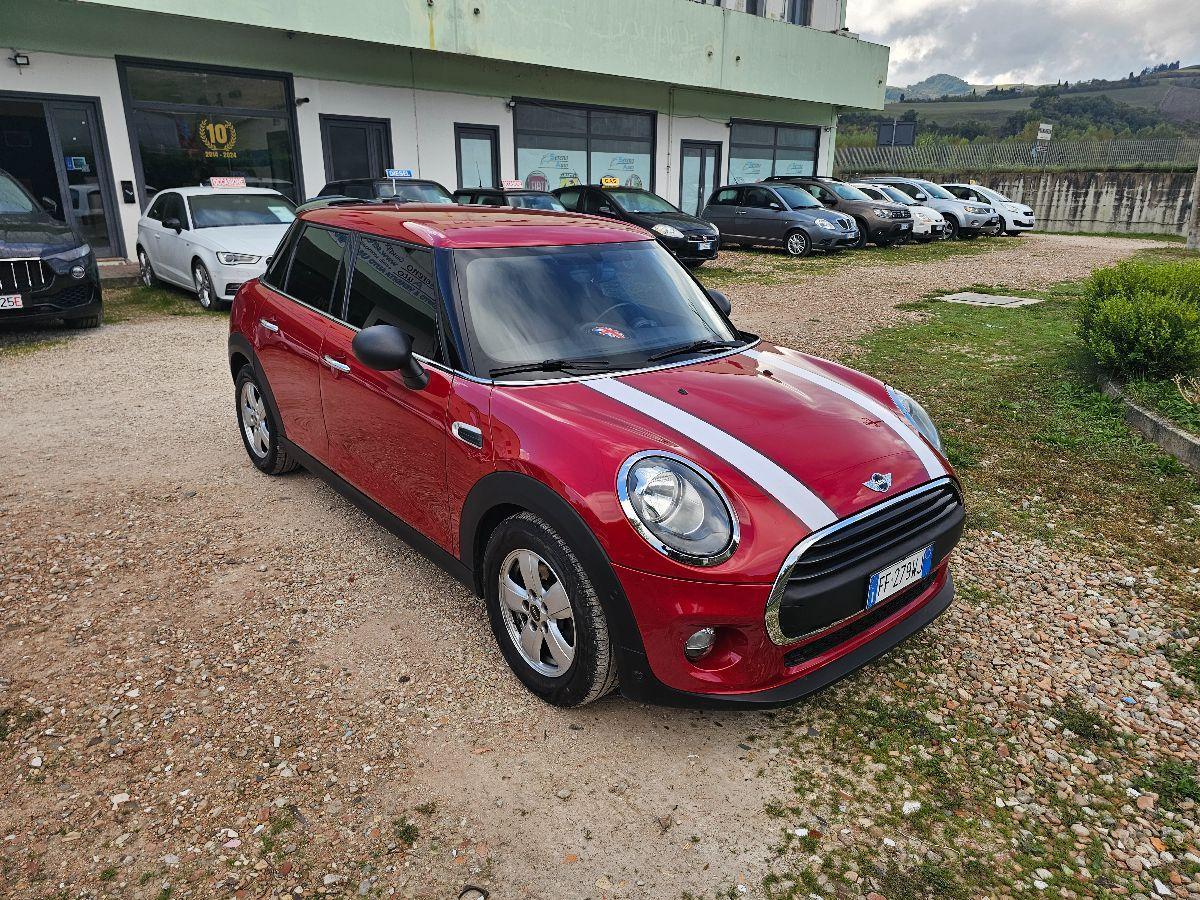 MINI COOPER D 1.5 OK NEOP 2017 GARANZ FINANZ